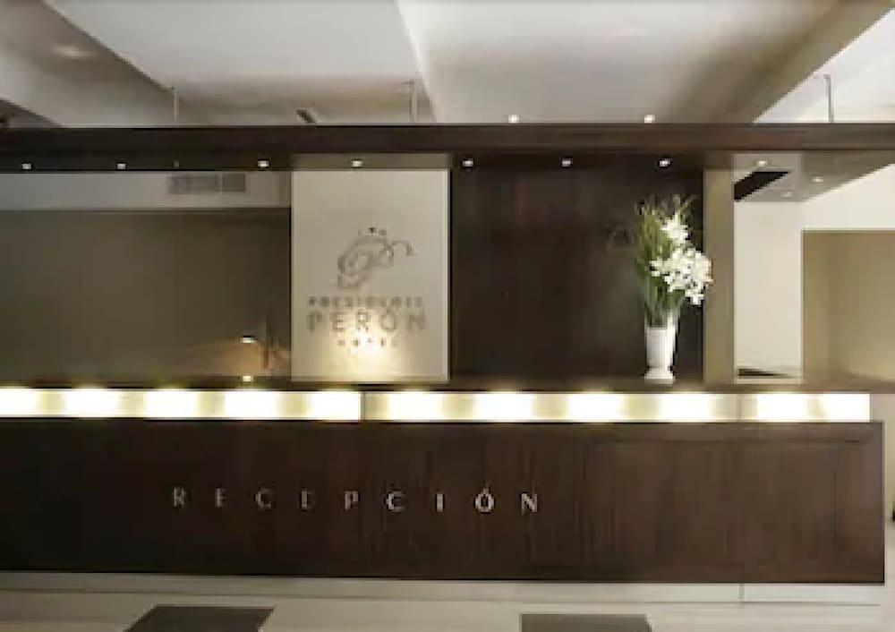 Hotel Presidente Peron บัวโนสไอเรส ภายนอก รูปภาพ